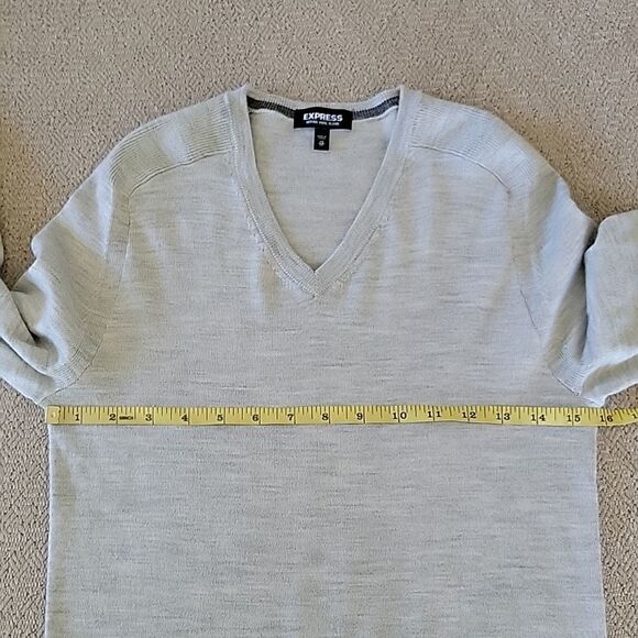 Express Merino Wool Blend Light Heather Gray Long Sleeve Sweater - Size XS - Picture 6 of 15